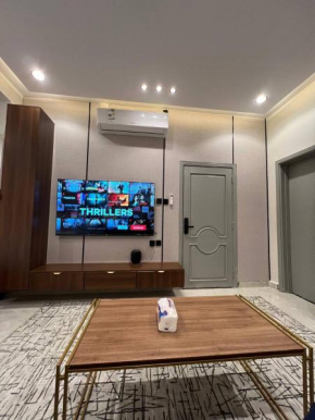 استديو مُزن الفلاح 3 - Mozun AlFalah Studio 3 Self-Eentry